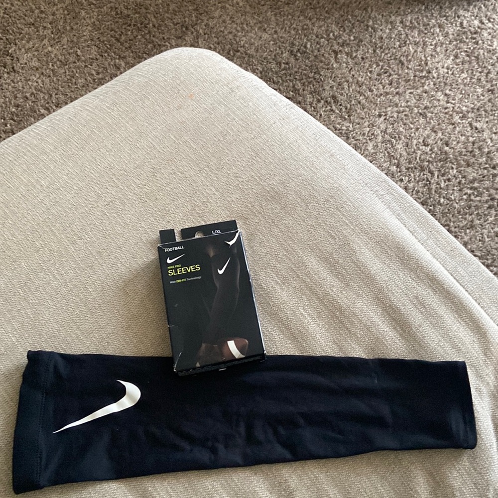Nike black compression sleeve